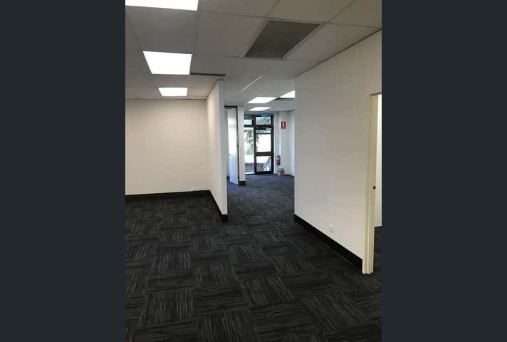 9/173 Davy Street Booragoon WA 6154 - Image 5