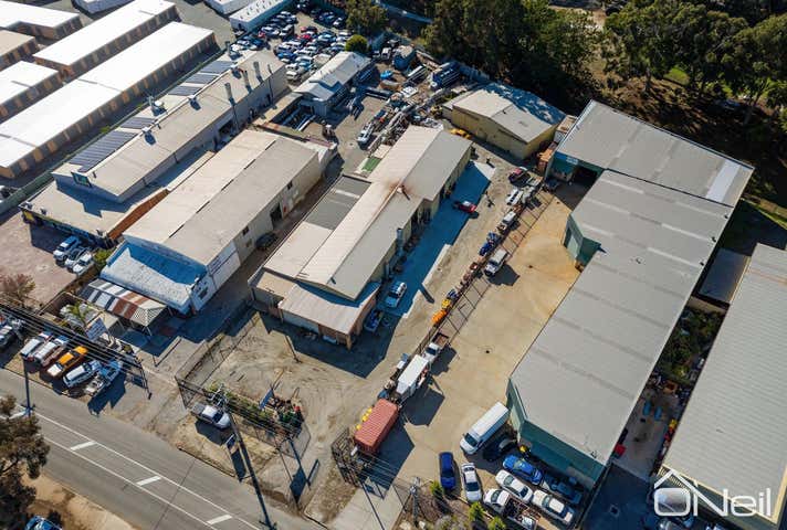 1/37 Gillam Drive Kelmscott WA 6111 - Image 2