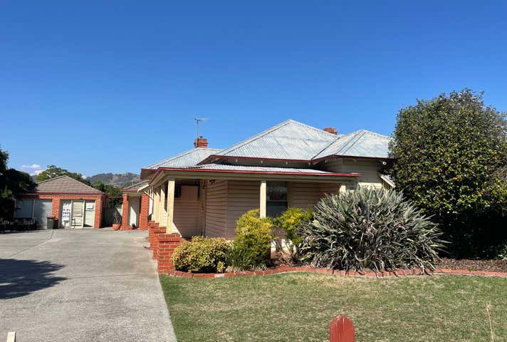 214 Beechworth Road Wodonga VIC 3690 - Image 9
