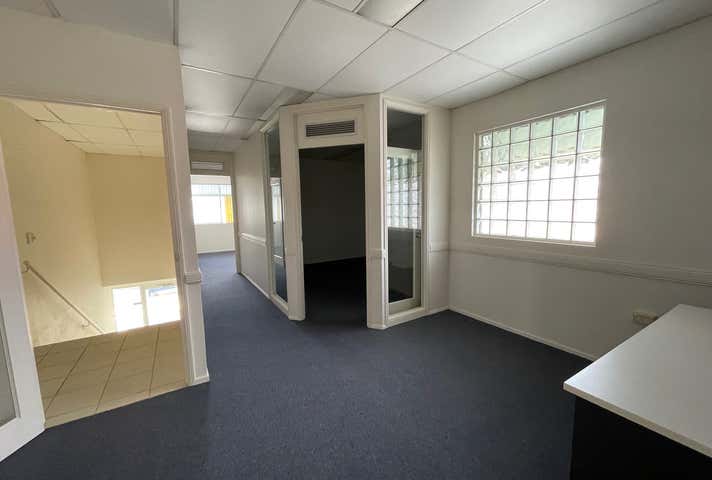 212 Mulgrave Road Westcourt QLD 4870 - Image 7