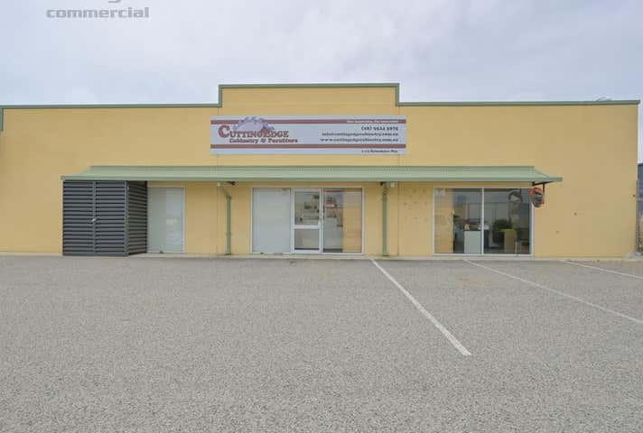 13 Helmshore Way Port Kennedy WA 6172 - Image 3