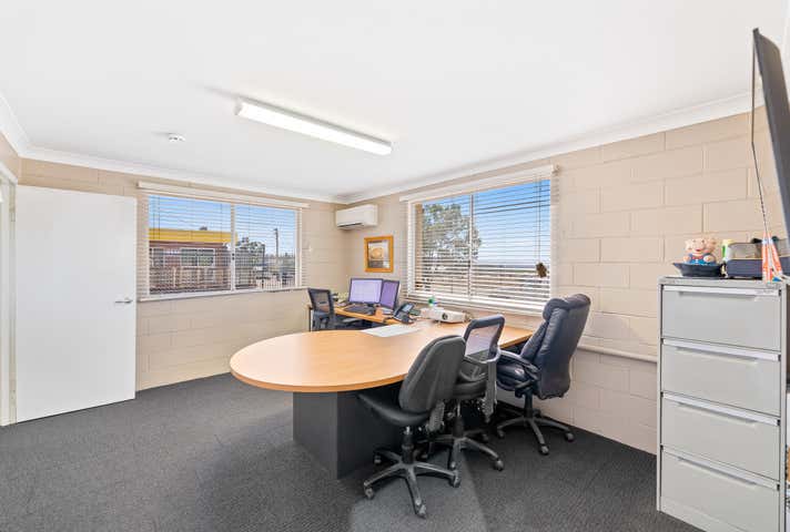 318-320 Anzac Avenue Harristown QLD 4350 - Image 6