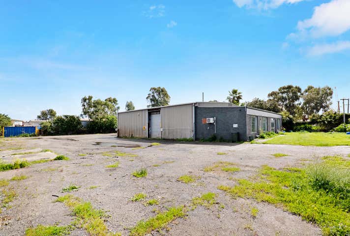 6 Yeates Road Kwinana Beach WA 6167 - Image 22
