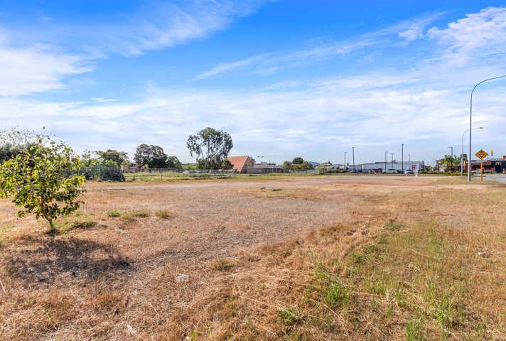 2A
to 4B Railway Parade Midland WA 6056 - Image 10