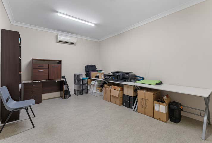 1/21 Southern Cross Circuit Urangan QLD 4655 - Image 17