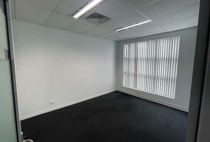 110 Bakehouse Road Kensington VIC 3031 - Image 6