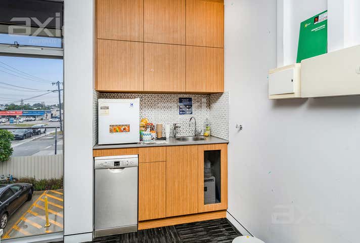 1/3 Bookham Street Morley WA 6062 - Image 18