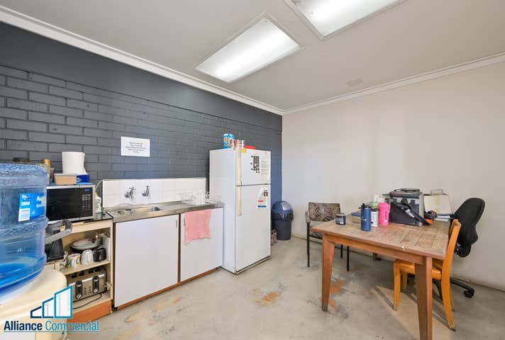 13 Baldwin Street Kewdale WA 6105 - Image 25
