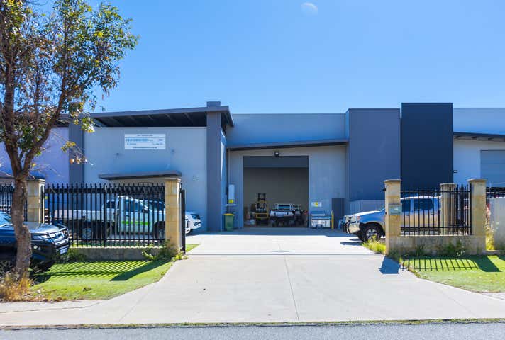 2/10 Bushland Ridge Bibra Lake WA 6163 - Image 17