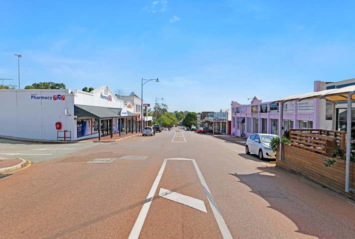 2/2 Haynes Street Kalamunda WA 6076 - Image 15