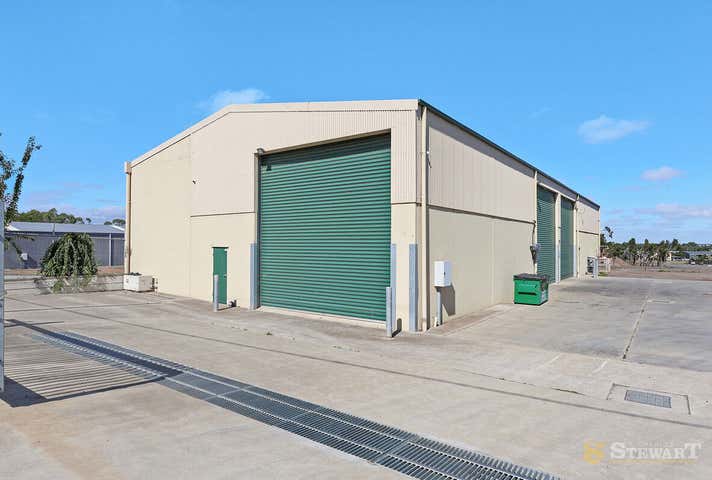 24 Hugh Murray Drive Colac East VIC 3250 - Image 2