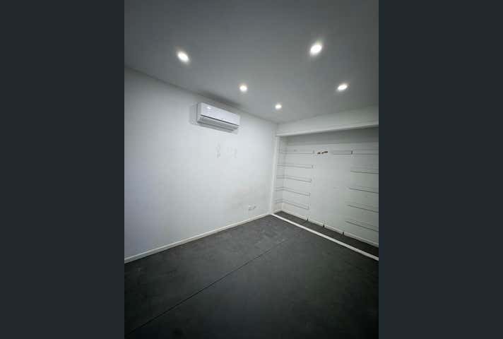 2/73 Eucumbene Drive Ravenhall VIC 3023 - Image 10