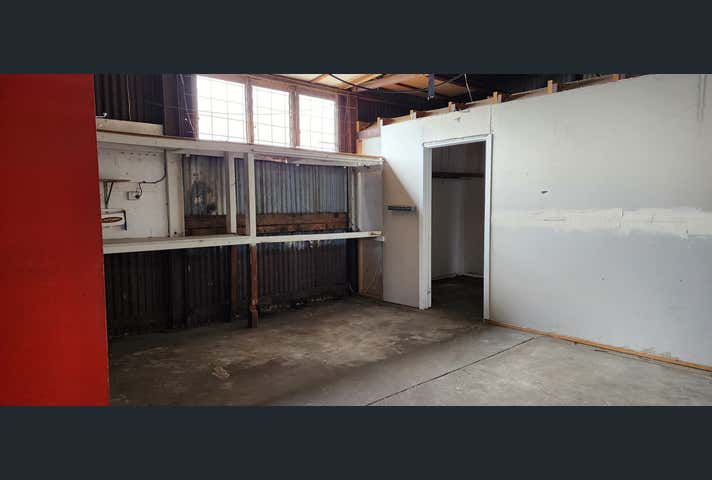 5 Surfers Avenue Mermaid Beach QLD 4218 - Image 9