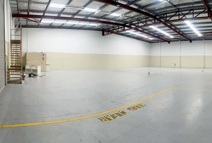 75 Tacoma Cct Canning Vale WA 6155 - Image 4