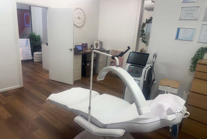 Orange Arcade, Shop  18, 142-148 Summer Street Orange NSW 2800 - Image 10