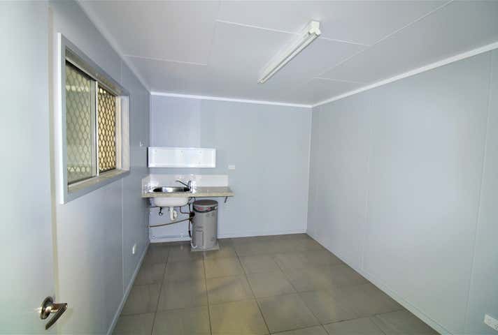 29A Campbell Street Slade Point QLD 4740 - Image 5