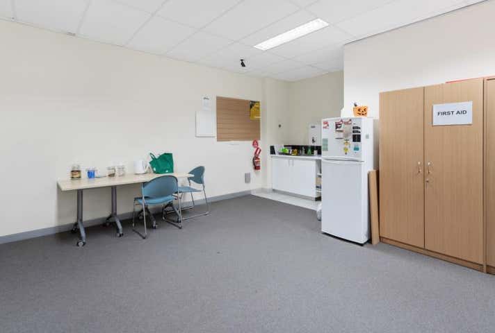 4/40 Montclair Avenue Glen Waverley VIC 3150 - Image 8