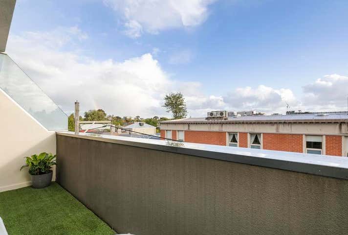 1/1A Churchill Grove Hawthorn VIC 3122 - Image 12