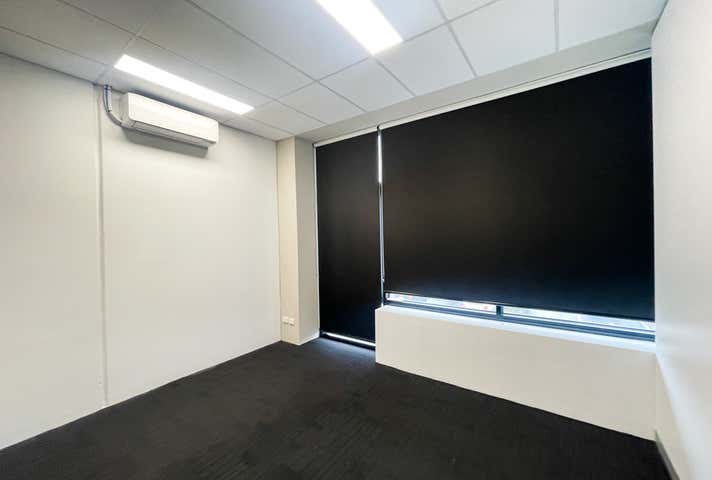 52 Spring Square Hallam VIC 3803 - Image 5