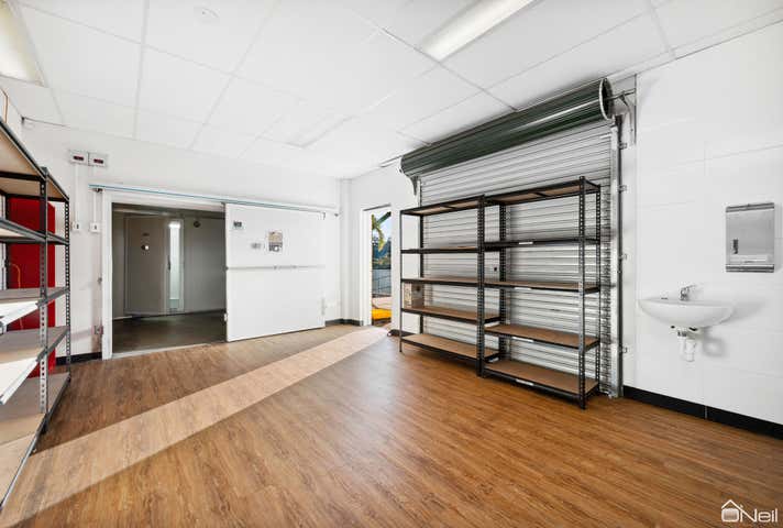 198 Brookton Highway Kelmscott WA 6111 - Image 18