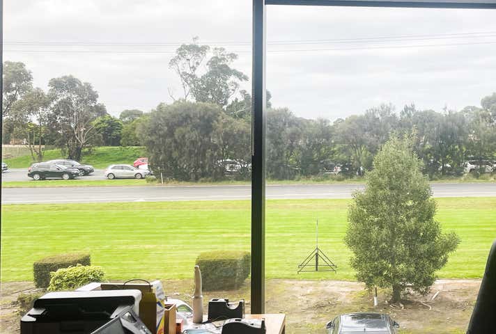 5 Raylee Place Lynbrook VIC 3975 - Image 12