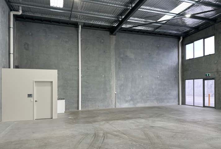 Unit 2, 2 Toynbee Way Port Kennedy WA 6172 - Image 4