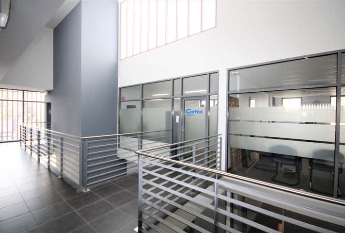 102/254 Bay Sandringham VIC 3191 - Image 6