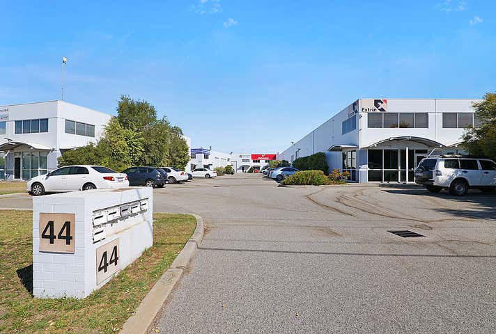 Unit 2, 44 Vinnicombe Drive Canning Vale WA 6155 - Image 8