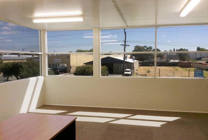 Unit 2, 26 River Road Bayswater WA 6053 - Image 7