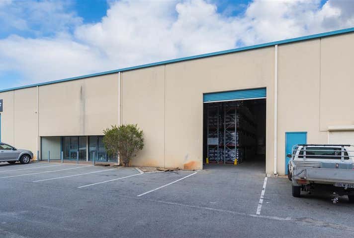 8/30 Paramount Drive Wangara WA 6065 - Image 3
