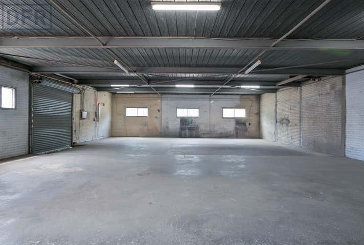 26 Tydeman Road North Fremantle WA 6159 - Image 12