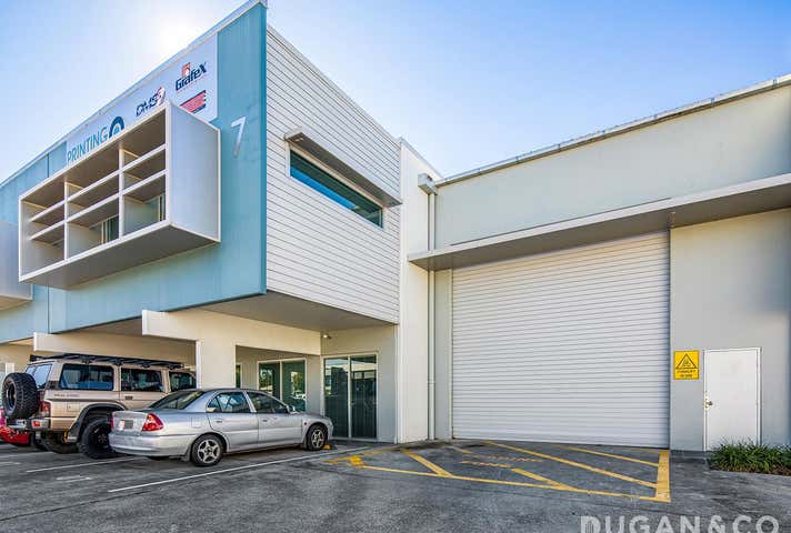 7/3-19 University Drive Meadowbrook QLD 4131 - Image 2