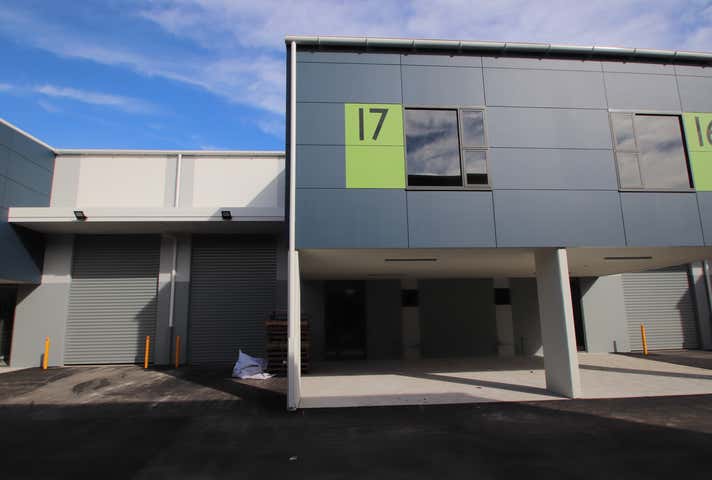 17/10-12 Sylvester Avenue Unanderra NSW 2526 - Image 1