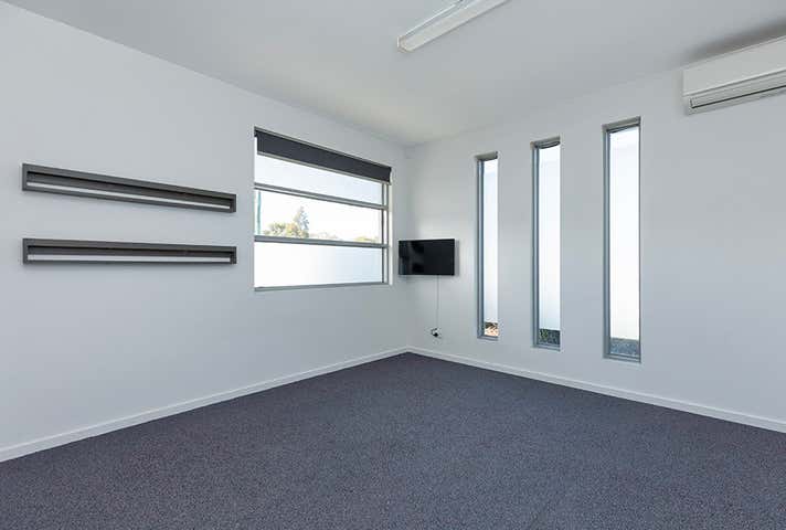 4/103 Peel Street Tamworth NSW 2340 - Image 4