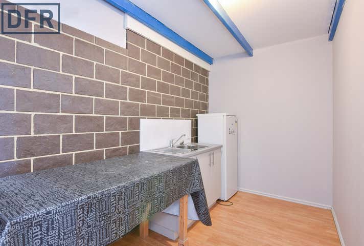 5/10 Hammond Road Cockburn Central WA 6164 - Image 11