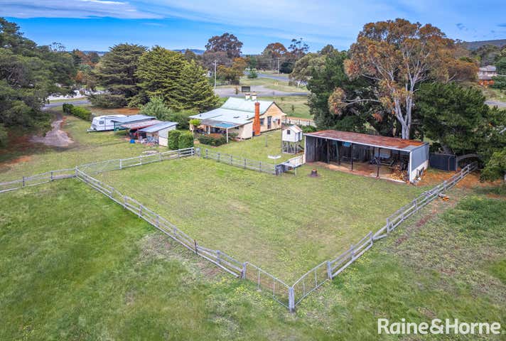 163 Main Road Riddells Creek VIC 3431 - Image 11