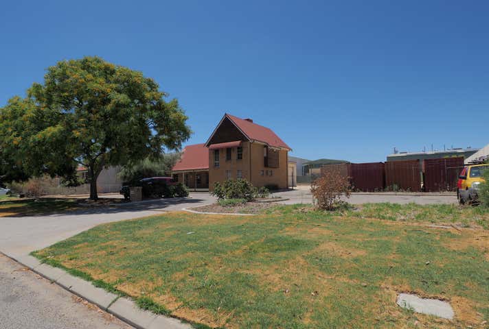 8 Action Place Wangara WA 6065 - Image 29