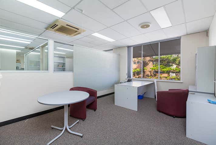 56 Marine Terrace Fremantle WA 6160 - Image 25