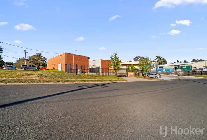 2/43 Bayldon Road Queanbeyan West NSW 2620 - Image 14