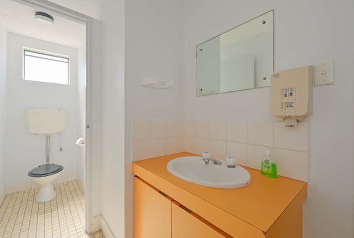 7 Fairbrother Street Belmont WA 6104 - Image 14