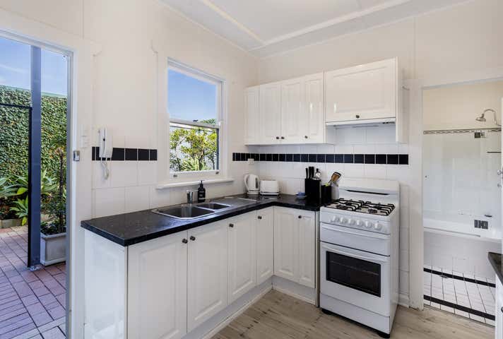 1303 Pittwater Road Narrabeen NSW 2101 - Image 10