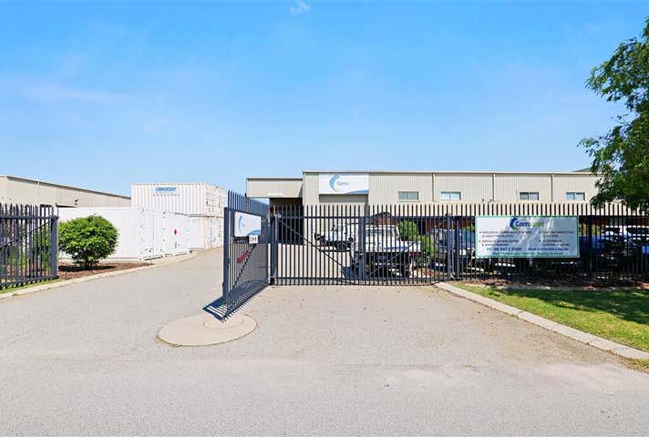 21 Sorbonne Crescent Canning Vale WA 6155 - Image 2