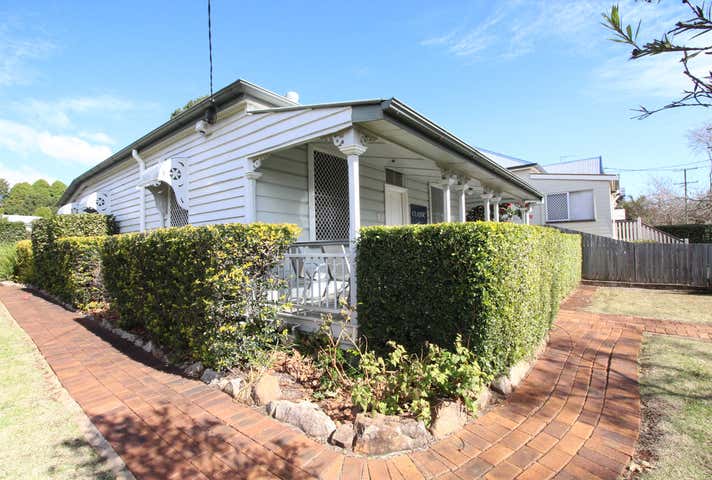 92 Herries Street East Toowoomba QLD 4350 - Image 2