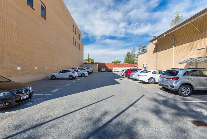 56 Marine Terrace Fremantle WA 6160 - Image 11