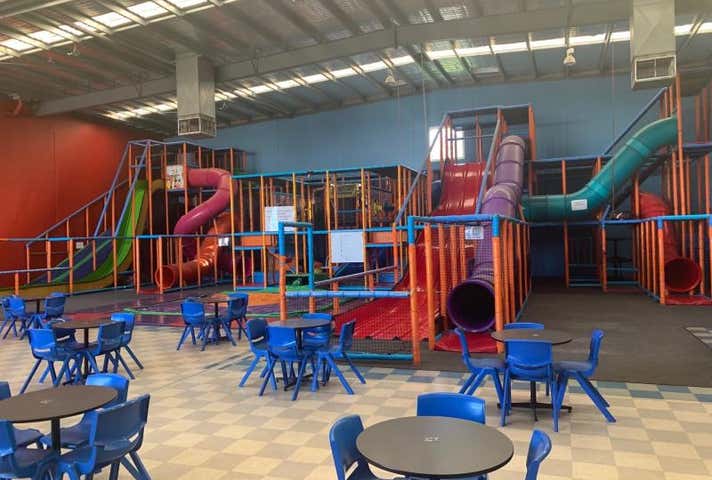 30-32 Commercial Place Keilor East VIC 3033 - Image 2