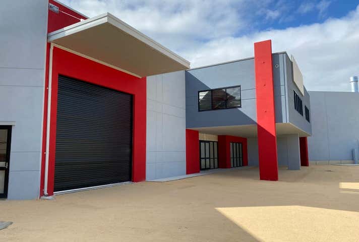 32 Supreme Loop Gnangara WA 6077 - Image 9