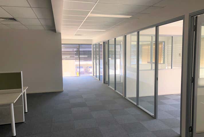 1, 12 Commerce Circuit Yatala QLD 4207 - Image 9