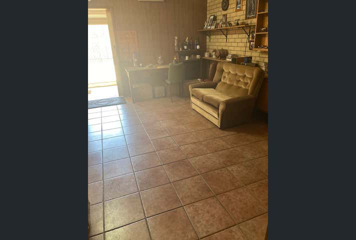 70 Barrack Street Merredin WA 6415 - Image 16