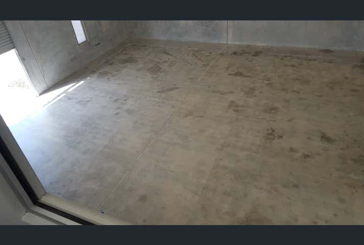 1/23 Christable Way Landsdale WA 6065 - Image 3