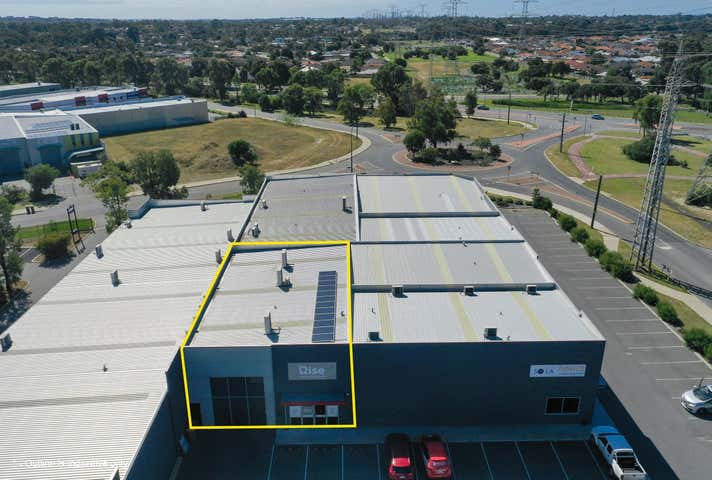 6/1 Merino Entrance Cockburn Central WA 6164 - Image 4